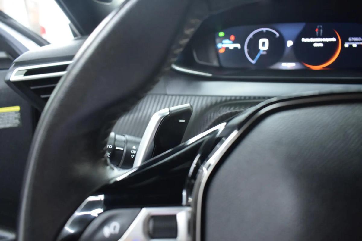 peugeot-2008-2024-gasolina-1199cc