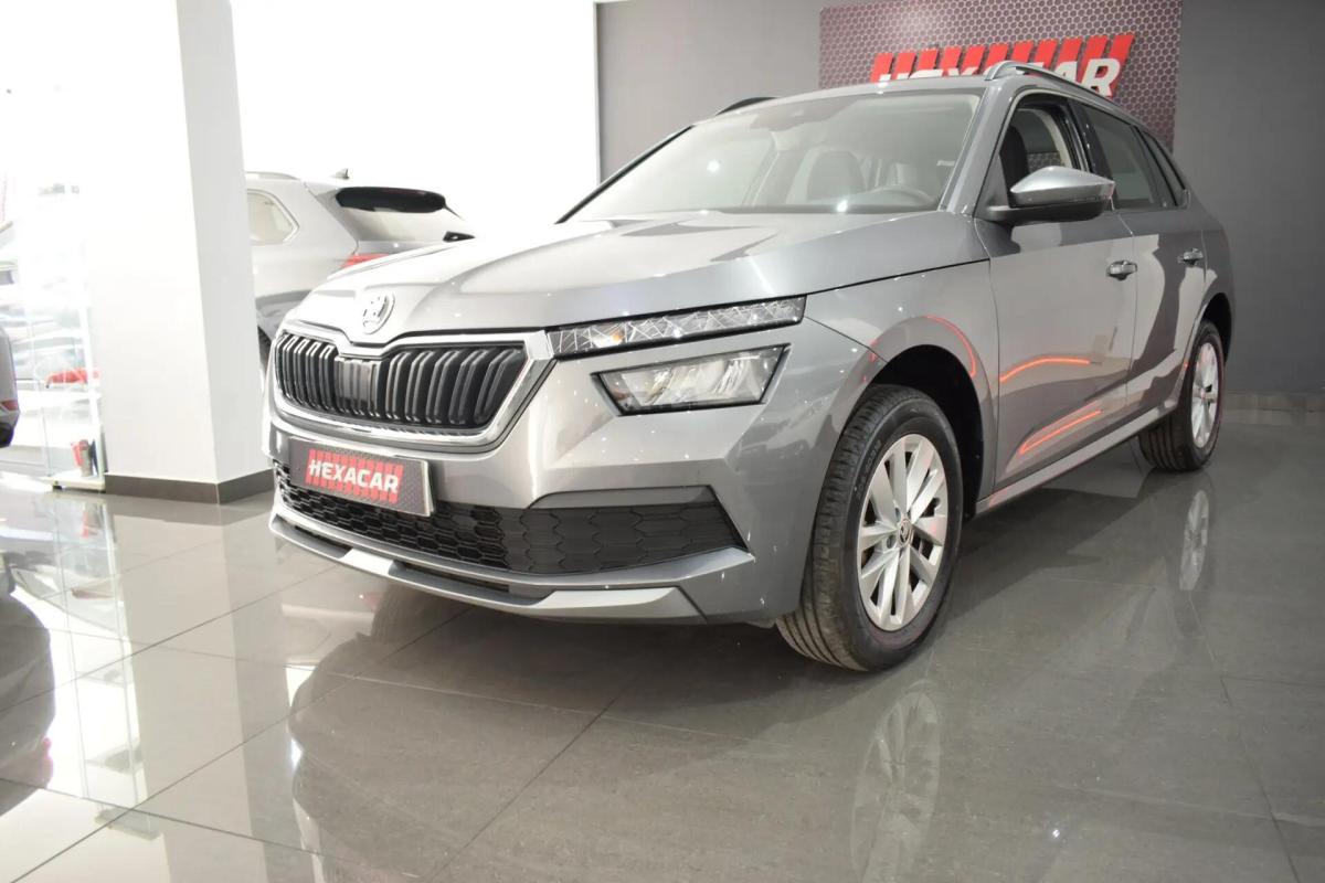 skoda-kamiq-2024-gasolina-999cc