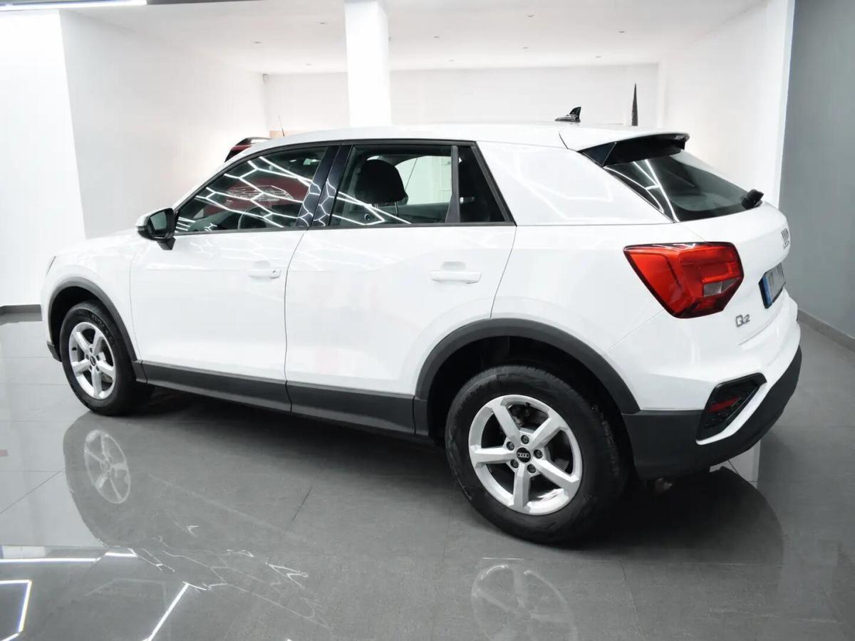 audi-q2-2023-gasolina-999cc