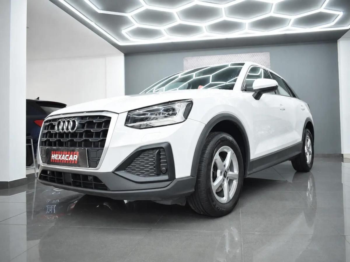 audi-q2-2023-gasolina-999cc