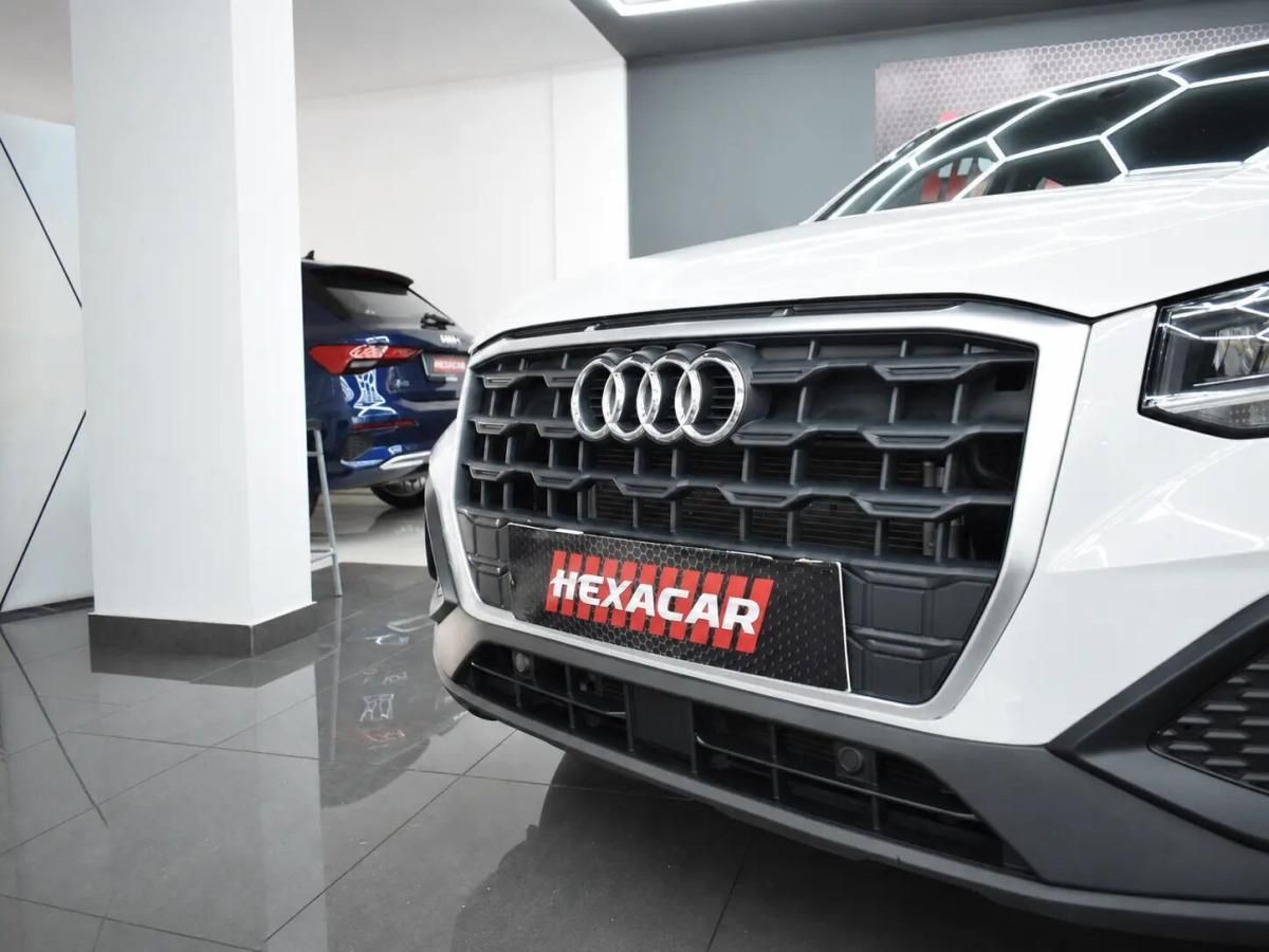 audi-q2-2023-gasolina-999cc