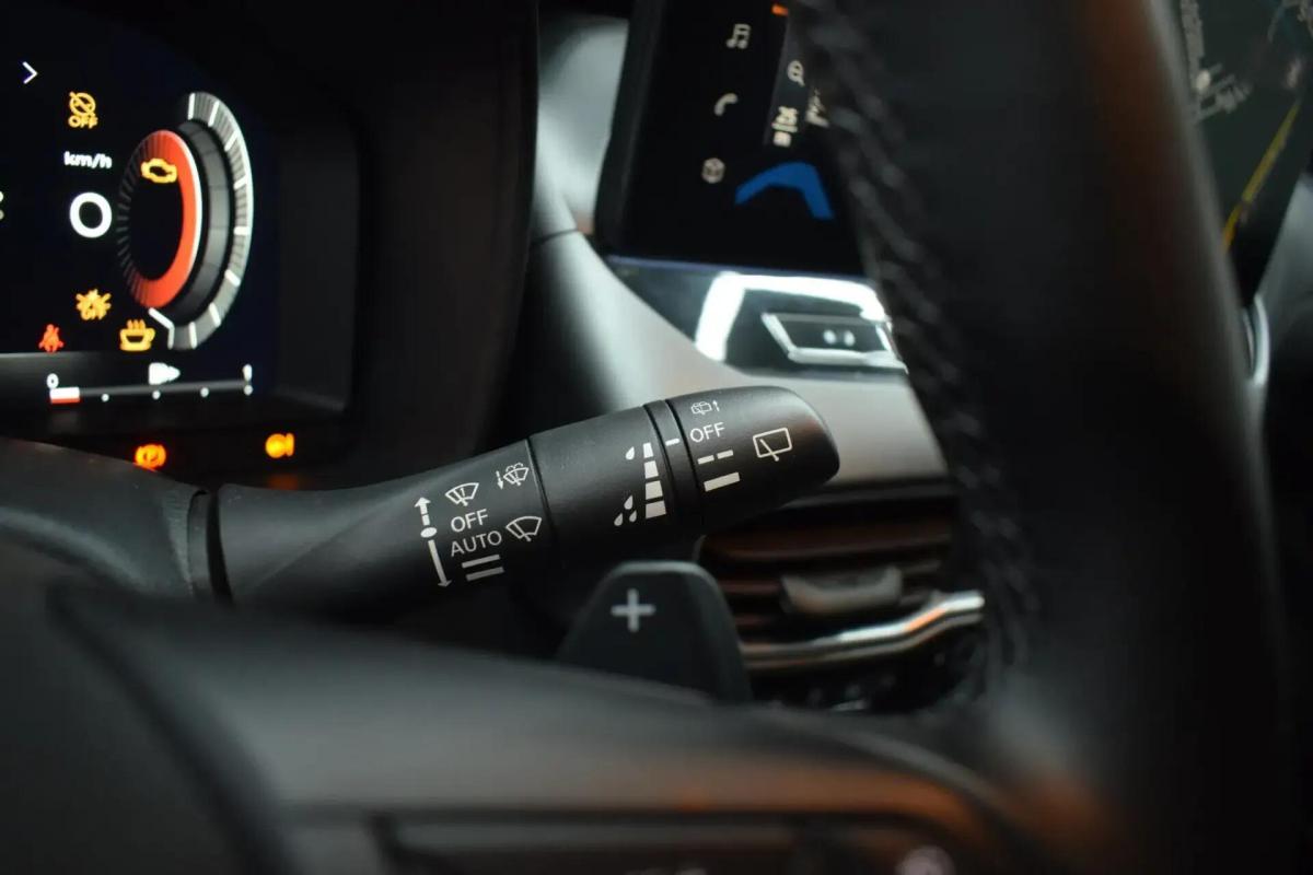 nissan-juke-2025-gasolina-999cc