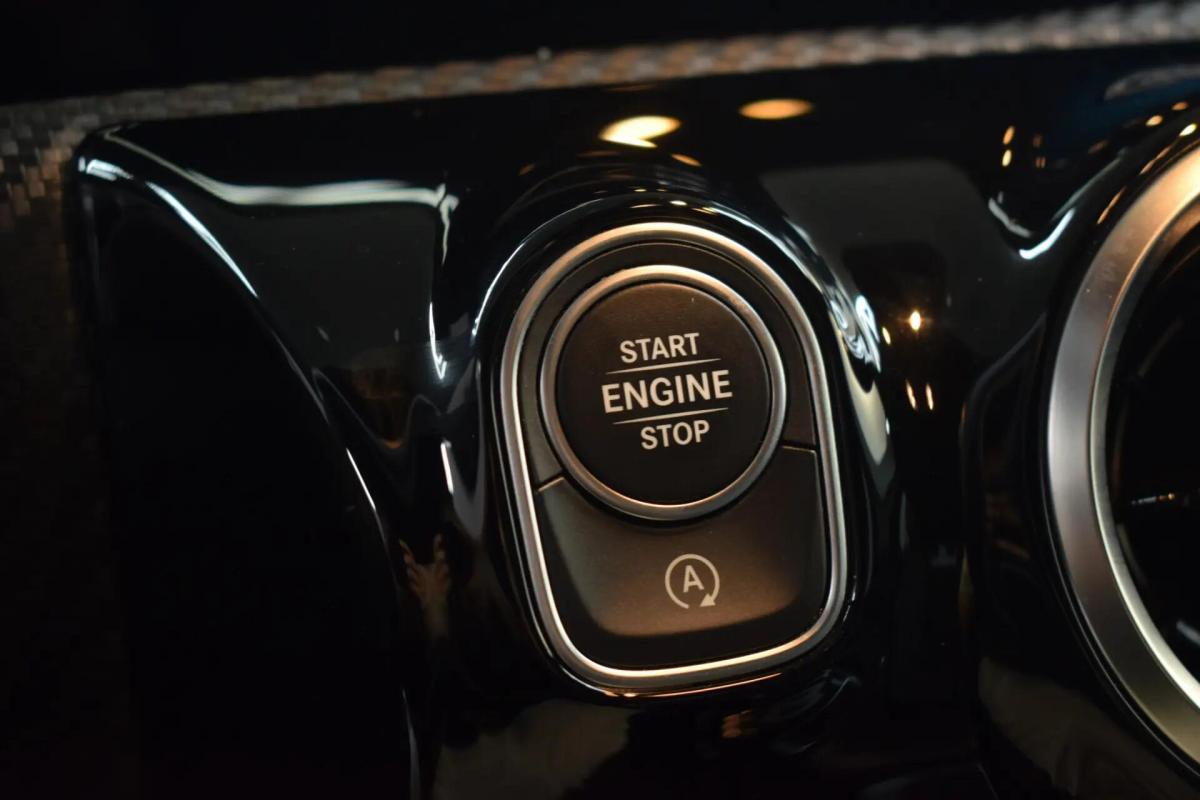 mercedes-benz-classe-a-a-160-2020-gasolina-1332cc