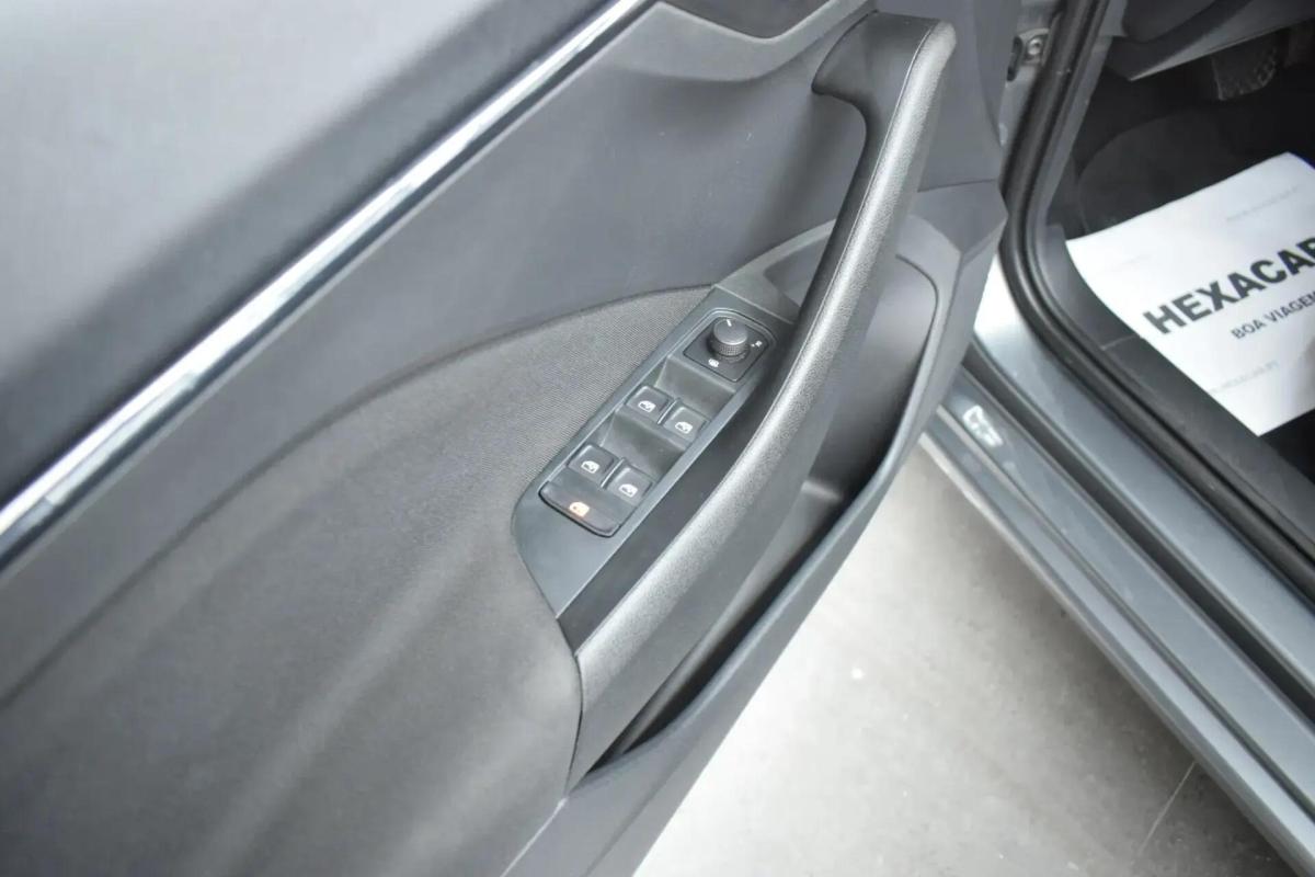 skoda-scala-2024-gasolina-999cc