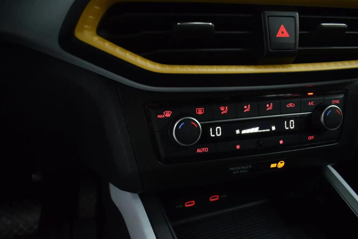 seat-arona-2024-gasolina-999cc