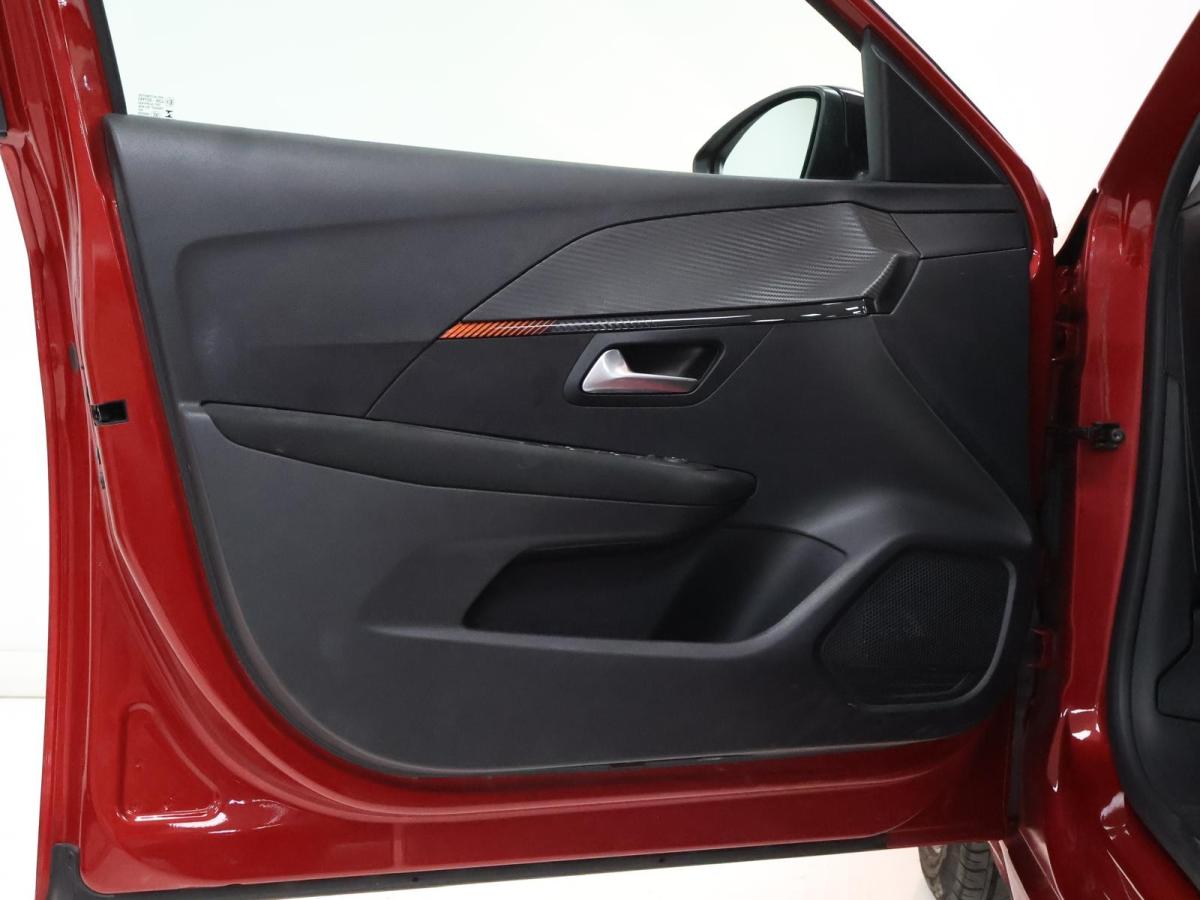 peugeot-208-2022-gasolina-1199cc