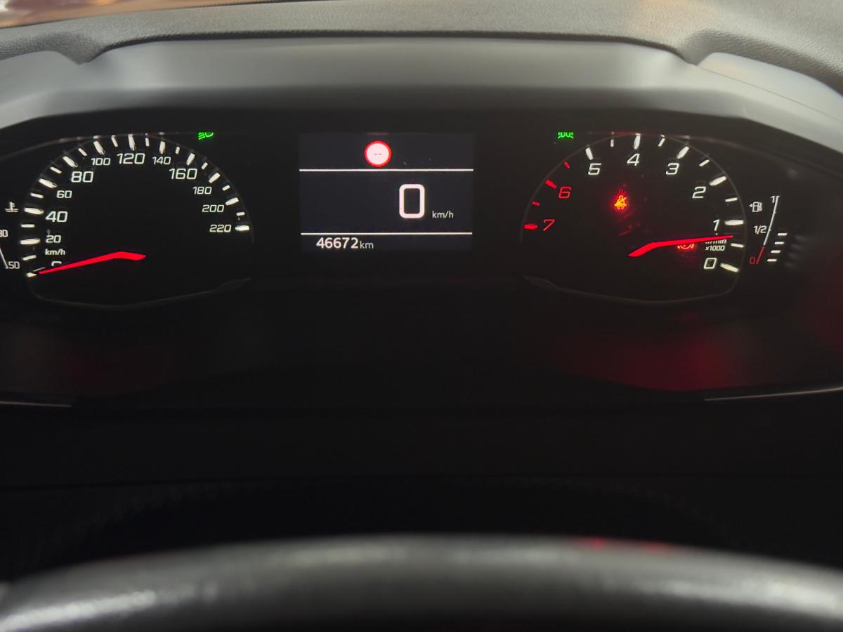 peugeot-208-2022-gasolina-1199cc