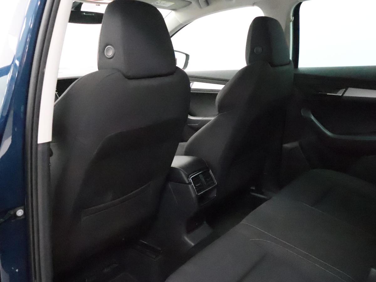skoda-karoq-2023-gasolina-999cc