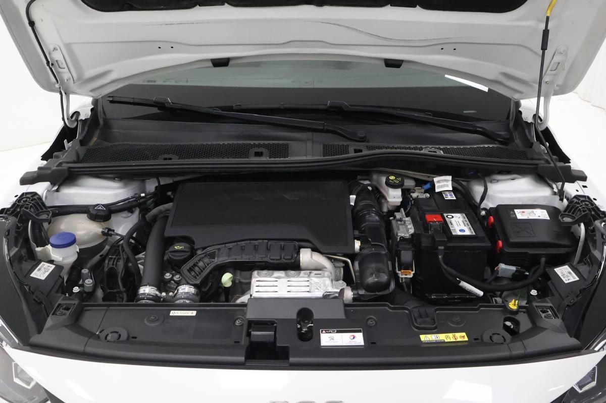 peugeot-208-2022-gasolina-1199cc