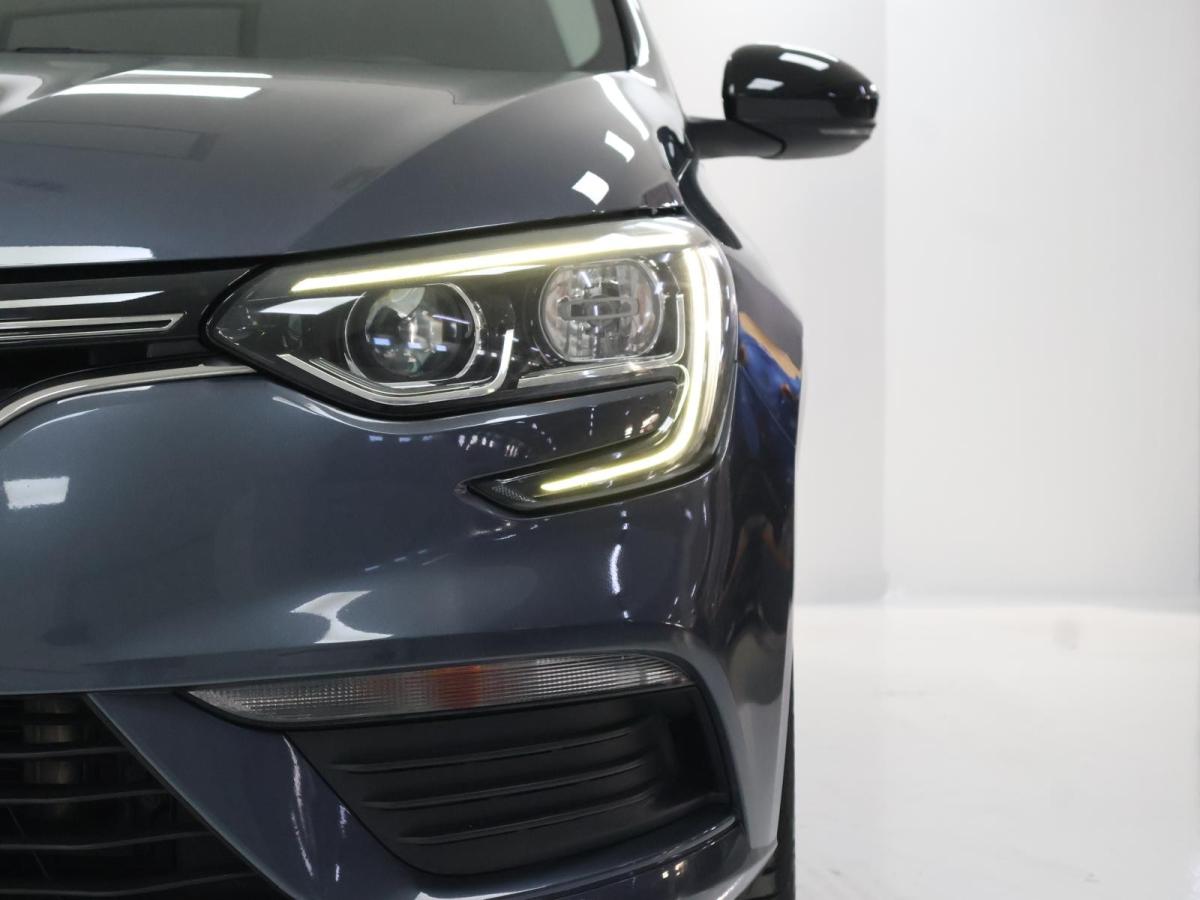 renault-megane-sport-tourer-2021-diesel-1461cc