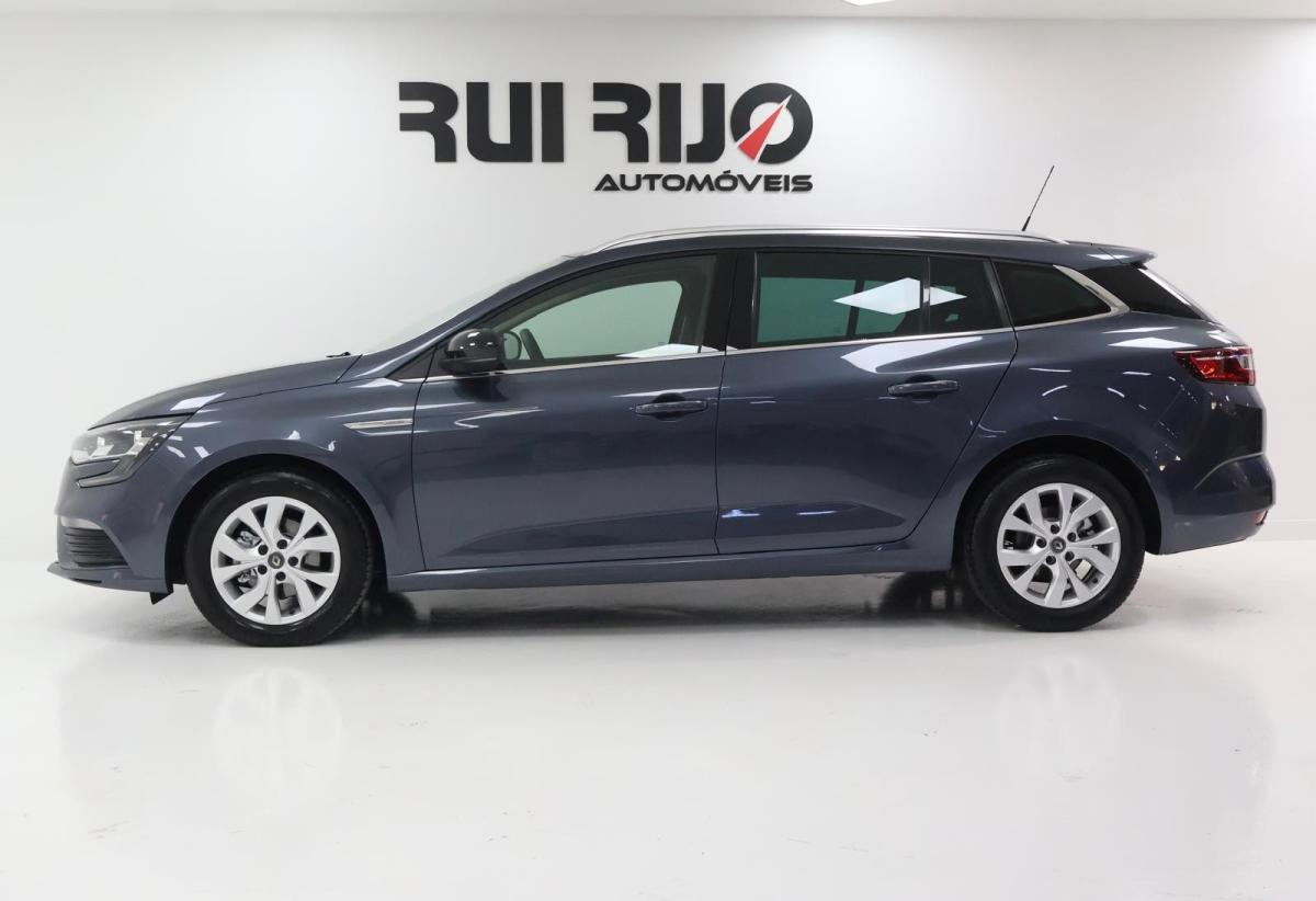 renault-megane-sport-tourer-2021-diesel-1461cc
