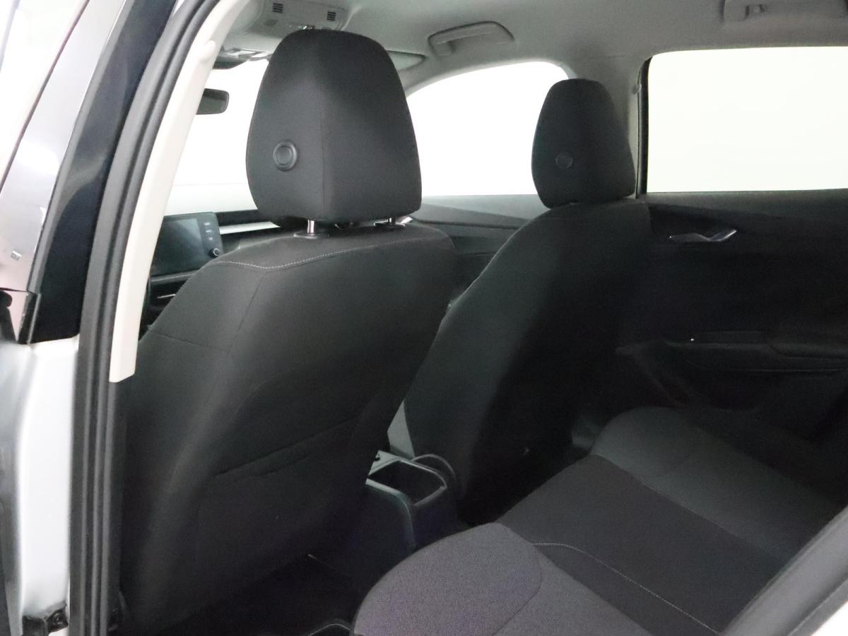 skoda-fabia-2023-gasolina-999cc