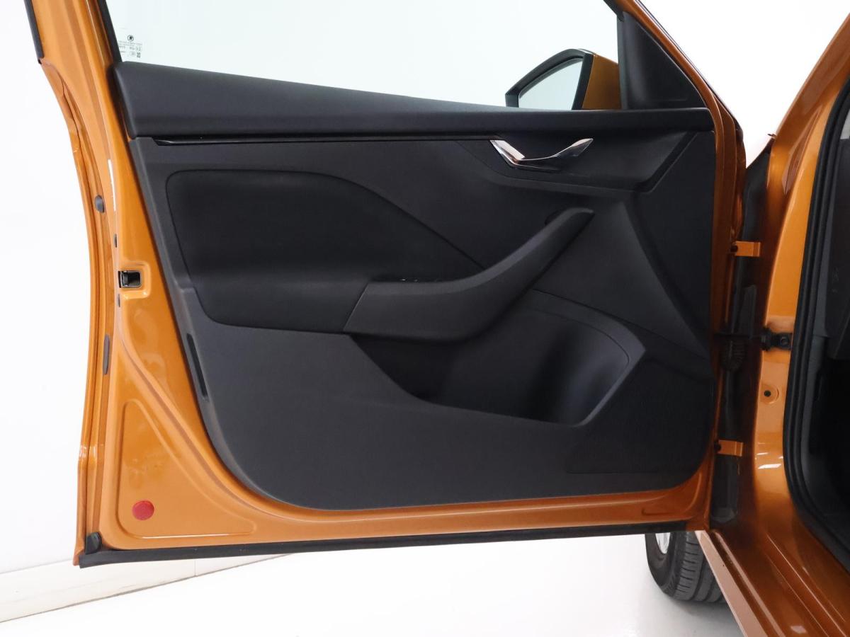 skoda-kamiq-2022-gasolina-999cc