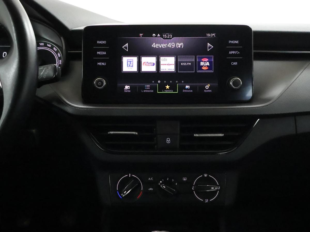 skoda-kamiq-2022-gasolina-999cc