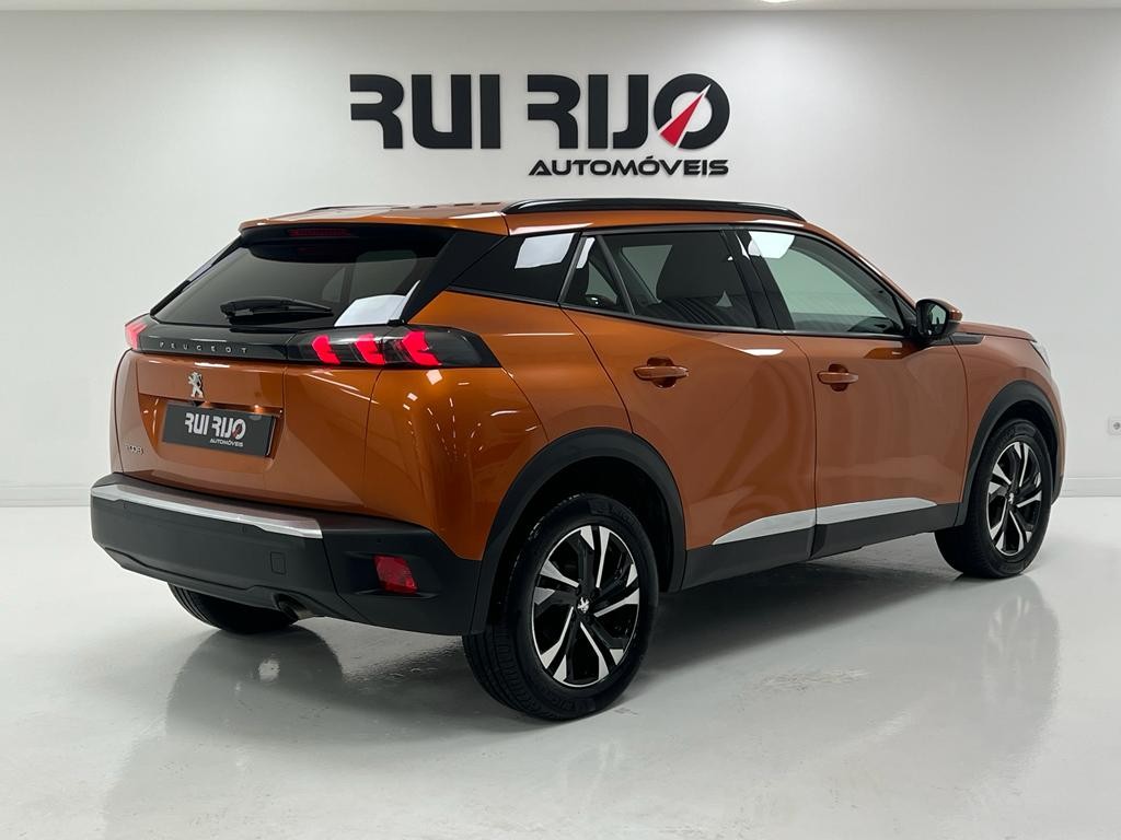 peugeot-2008-2022-gasolina-1199cc