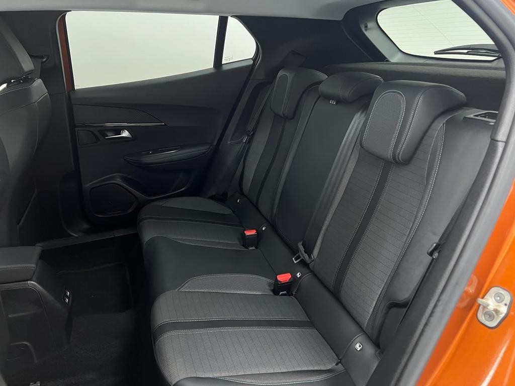 peugeot-2008-2022-gasolina-1199cc