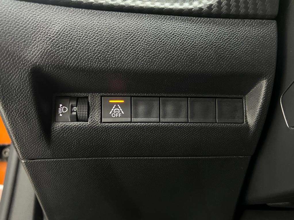 peugeot-2008-2022-gasolina-1199cc