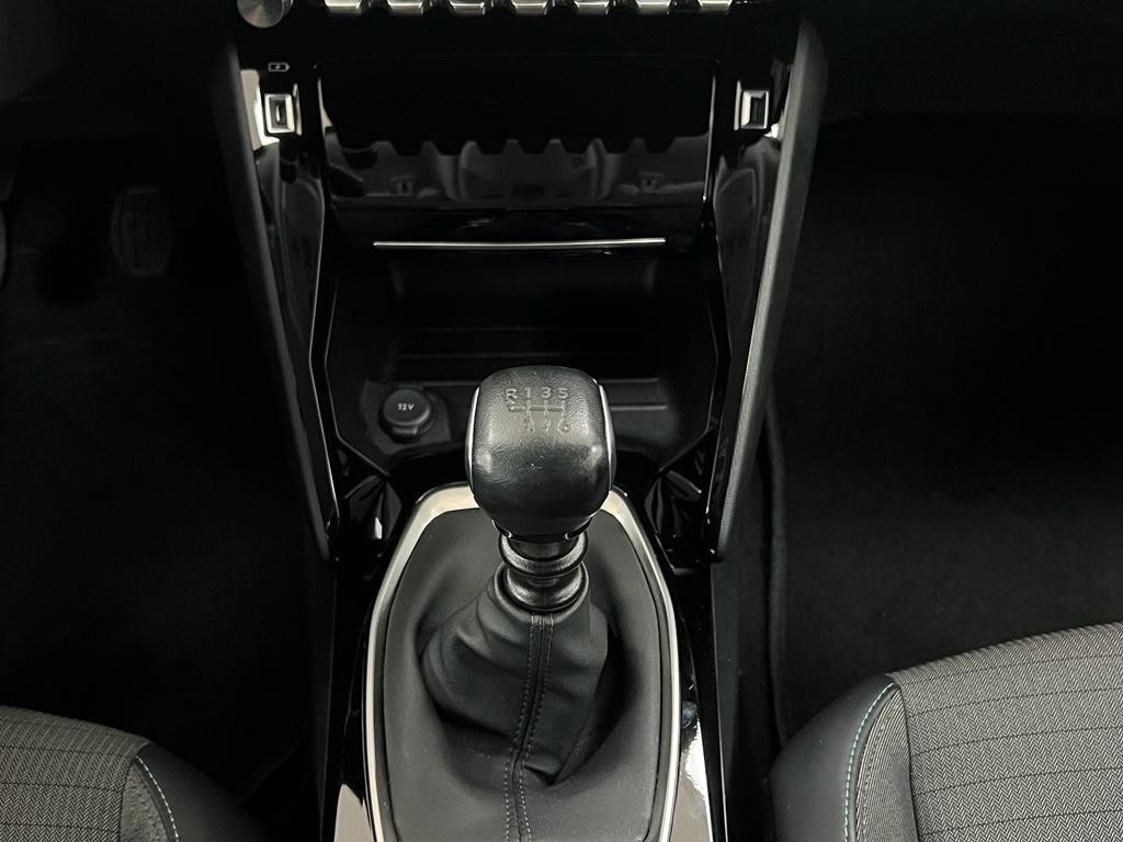 peugeot-2008-2022-gasolina-1199cc