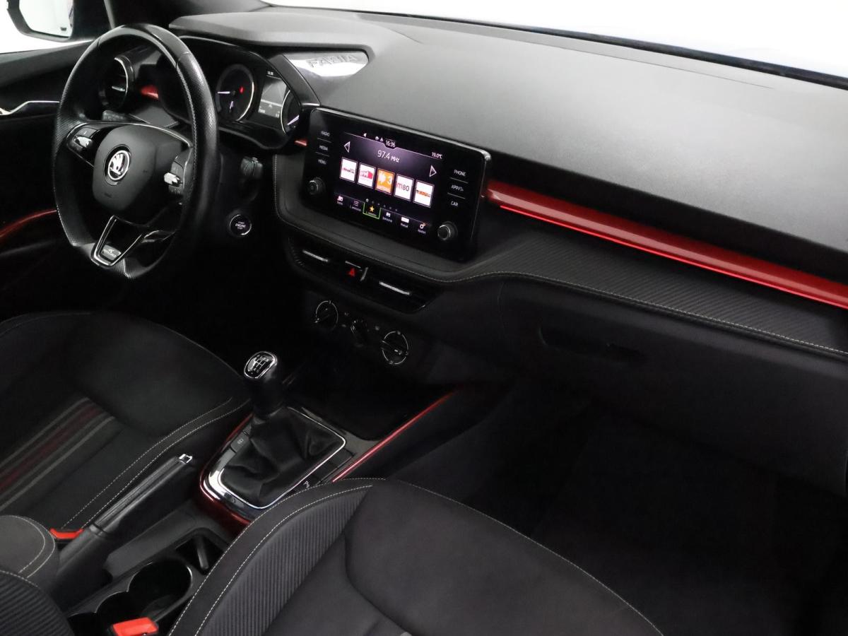 skoda-fabia-2022-gasolina-999cc