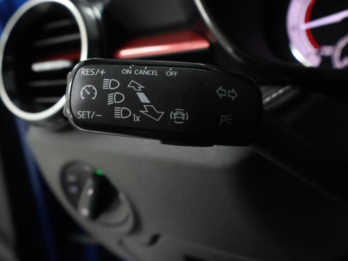 skoda-fabia-2022-gasolina-999cc