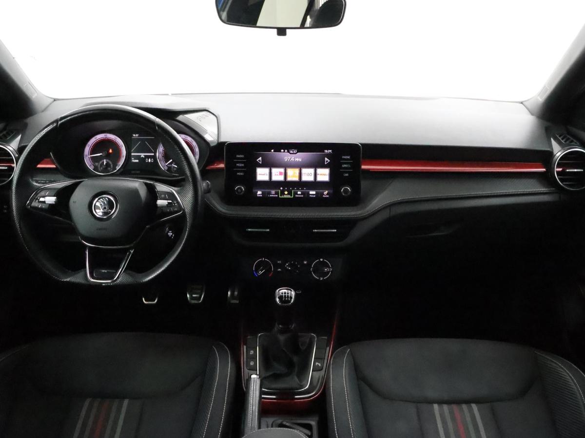 skoda-fabia-2022-gasolina-999cc