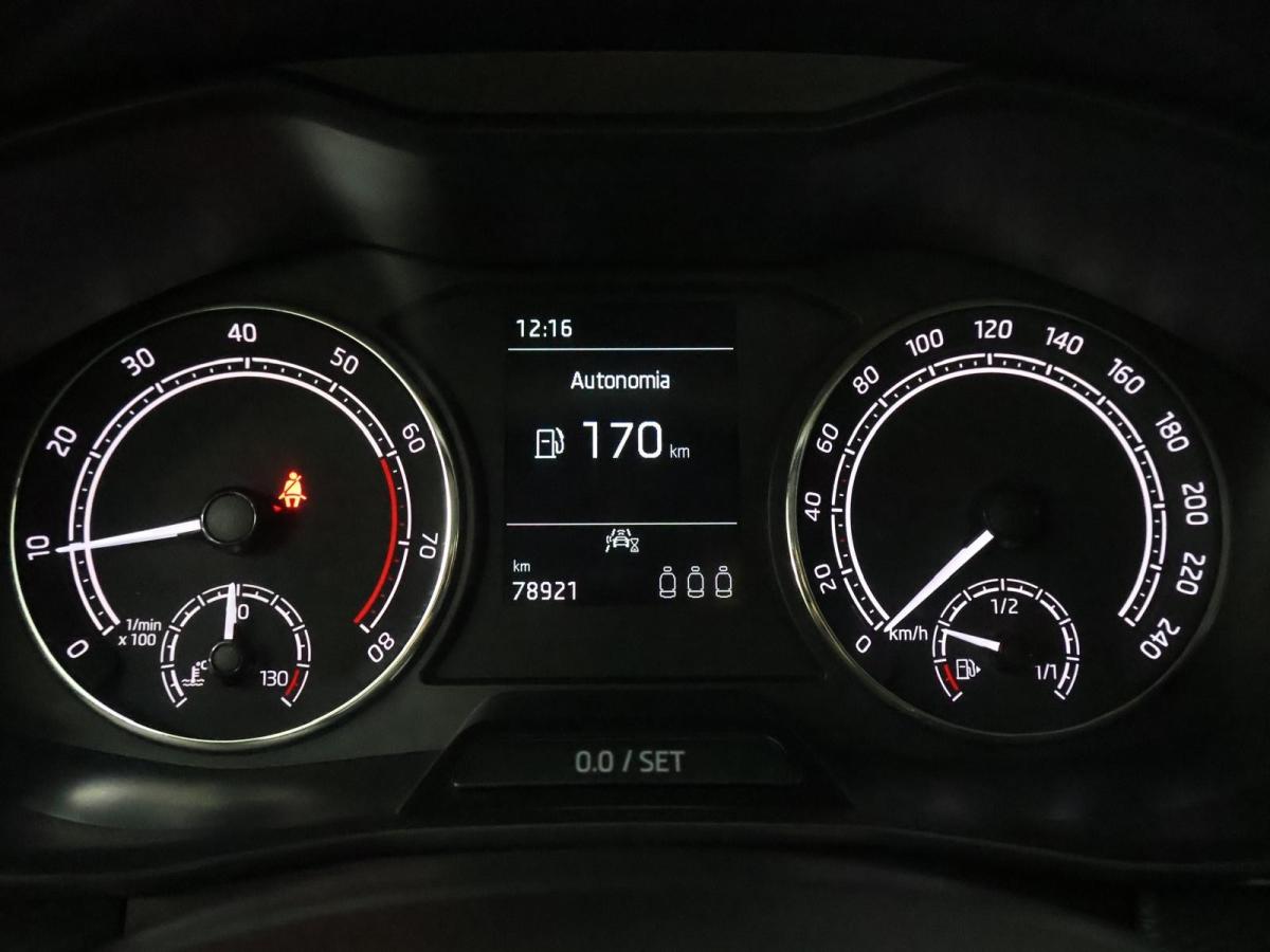 skoda-scala-2023-gasolina-999cc