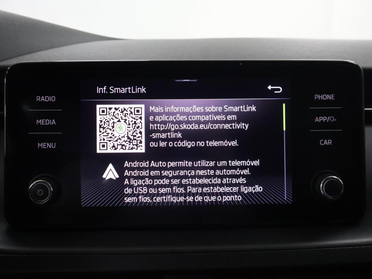 skoda-scala-2023-gasolina-999cc