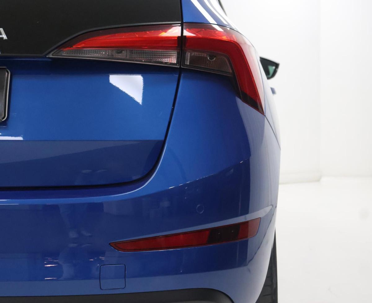 skoda-scala-2023-gasolina-999cc