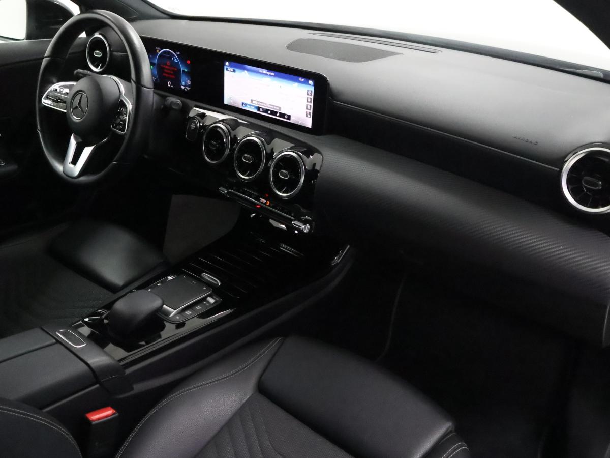 mercedes-benz-classe-a-2021-hibrido-a-gasolina-1332cc