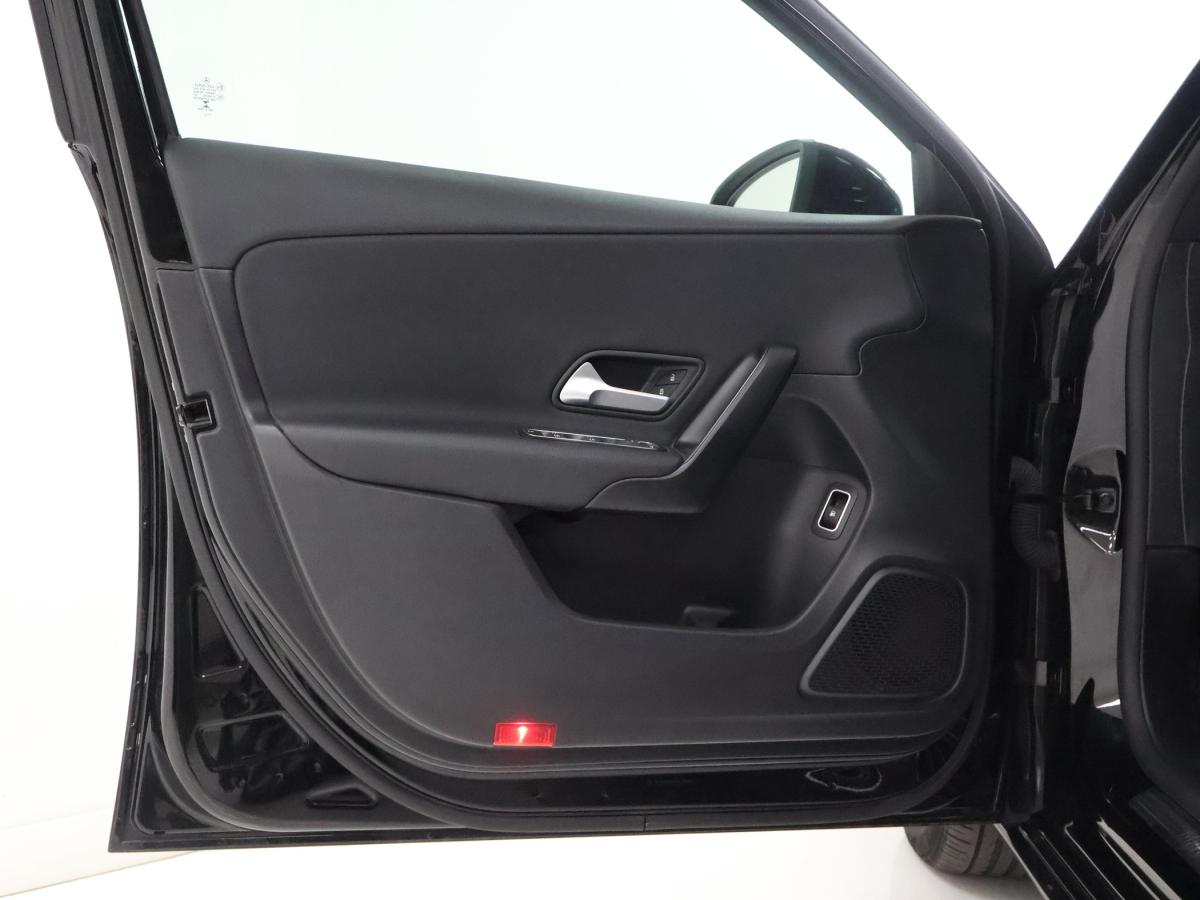 mercedes-benz-classe-a-2021-hibrido-a-gasolina-1332cc