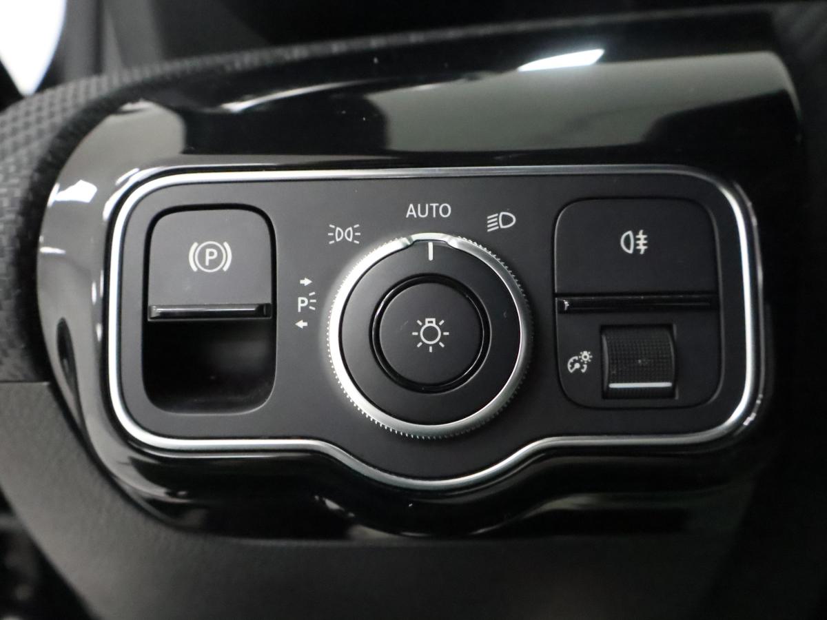 mercedes-benz-classe-a-2021-hibrido-a-gasolina-1332cc