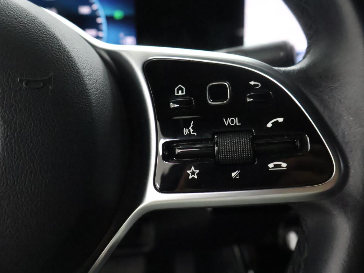 mercedes-benz-classe-a-2021-hibrido-a-gasolina-1332cc