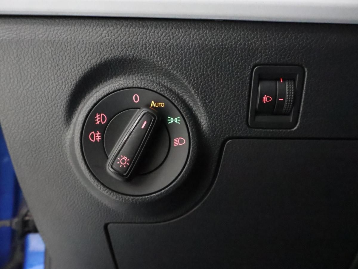 seat-arona-2023-gasolina-999cc