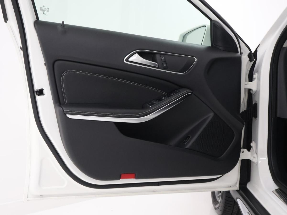 mercedes-benz-gla-2019-gasolina-1595cc