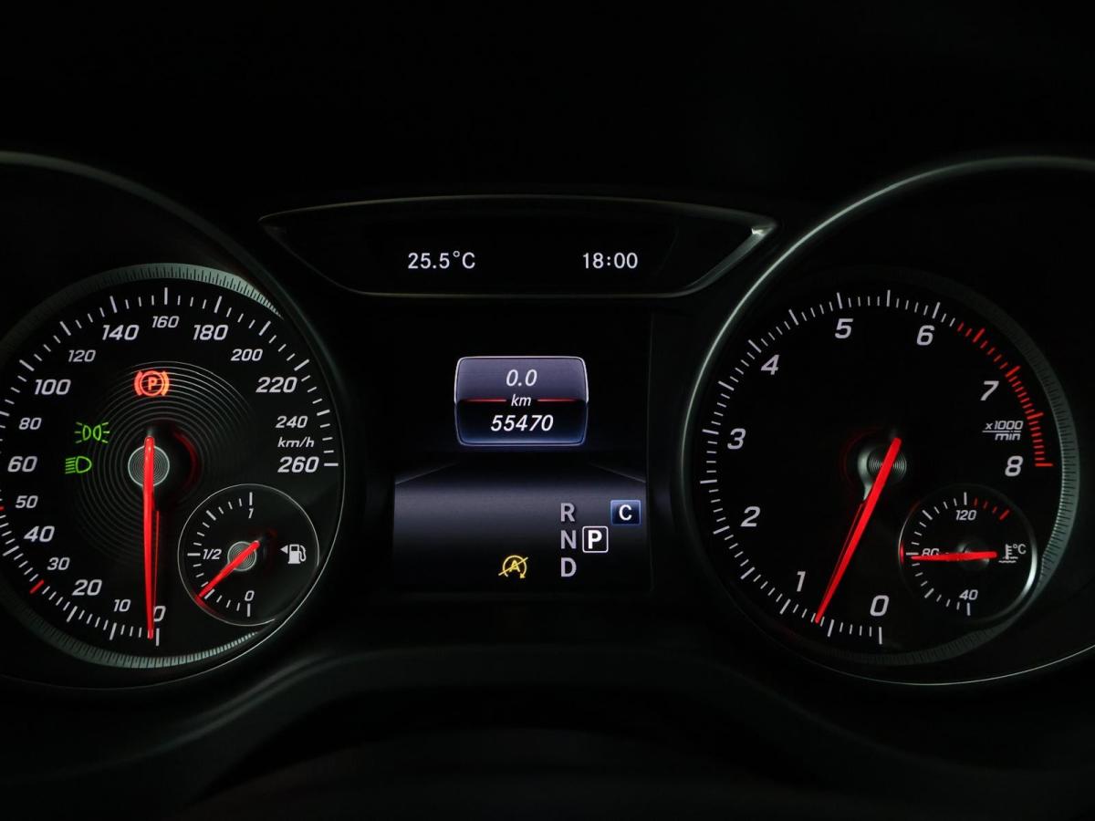 mercedes-benz-gla-2019-gasolina-1595cc