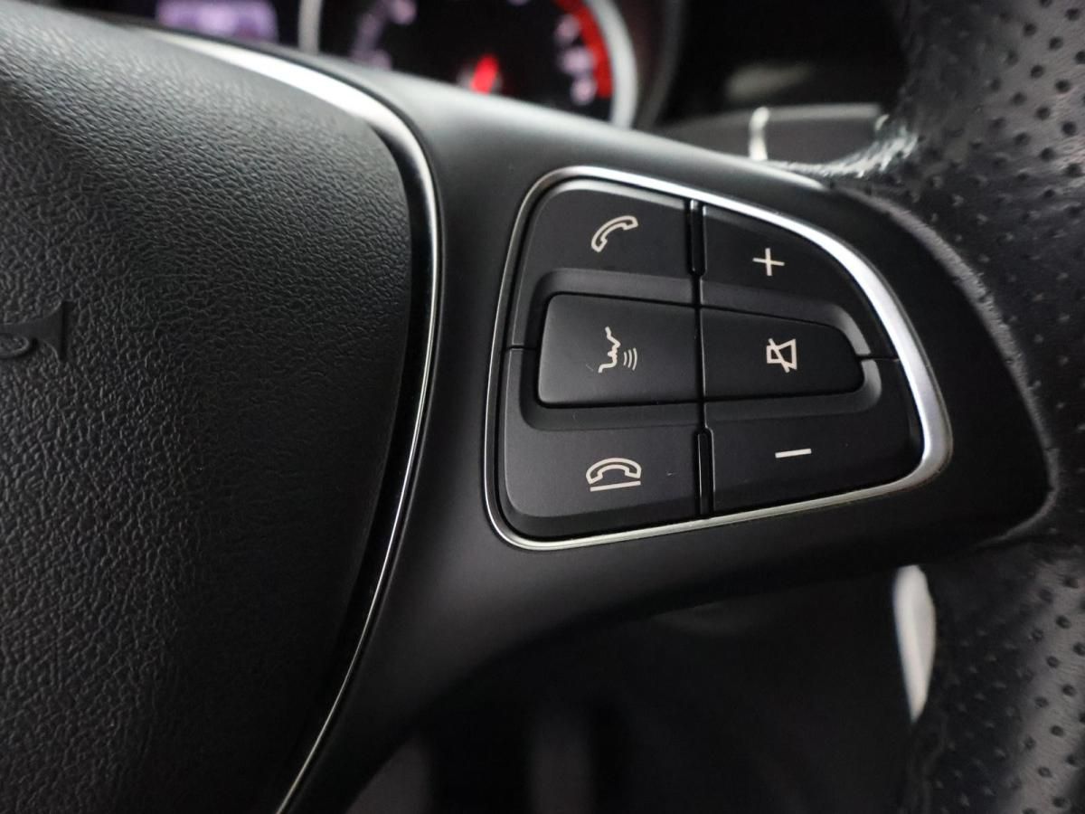 mercedes-benz-gla-2019-gasolina-1595cc