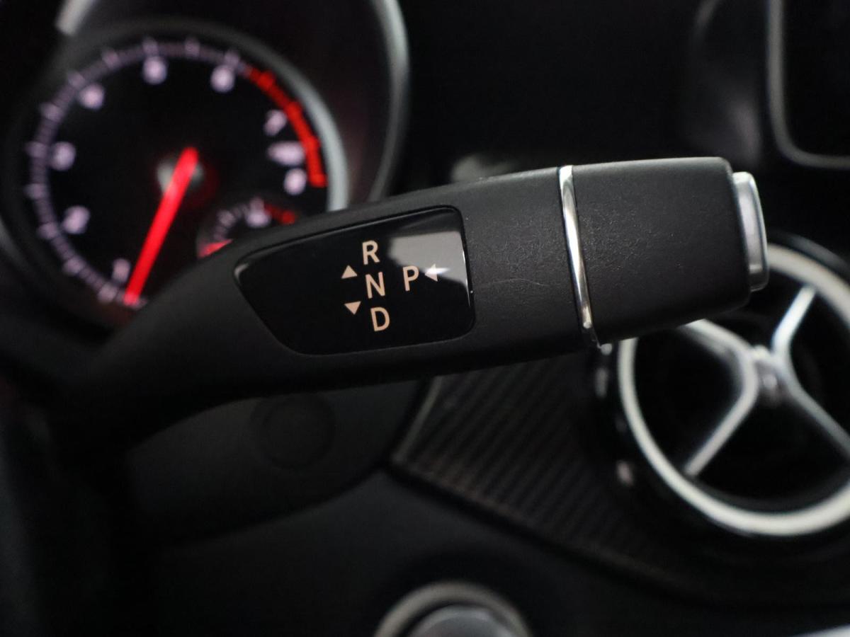 mercedes-benz-gla-2019-gasolina-1595cc
