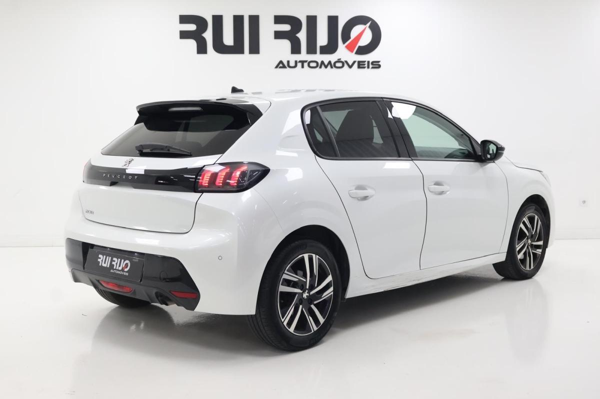 peugeot-208-2022-gasolina-1199cc