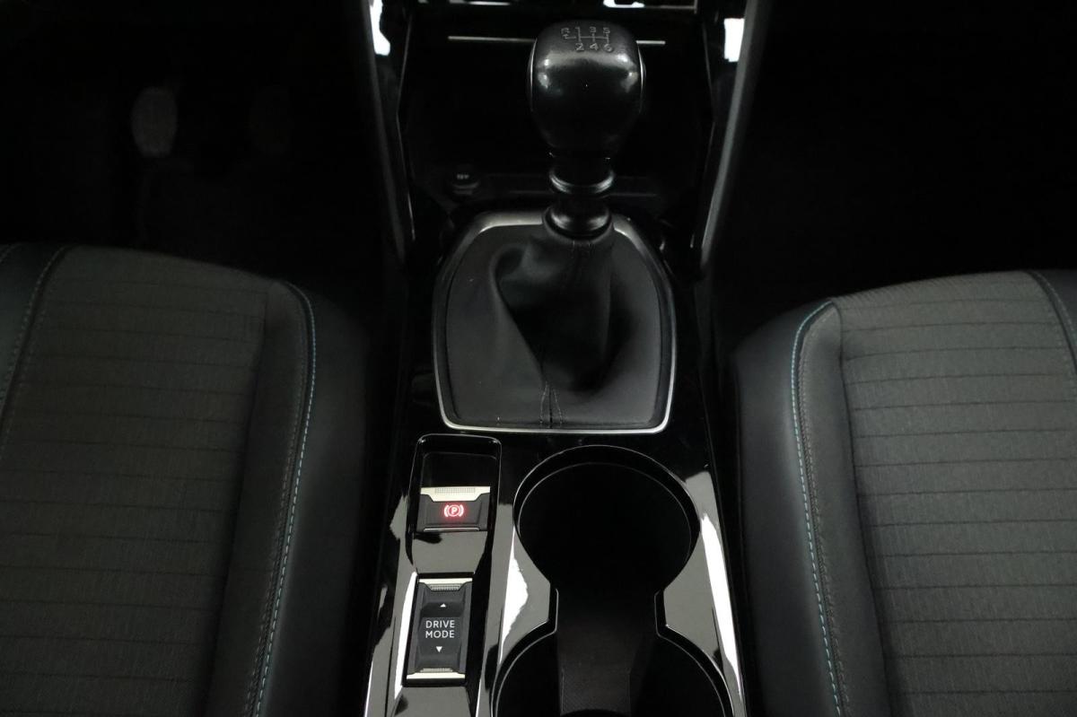 peugeot-208-2022-gasolina-1199cc