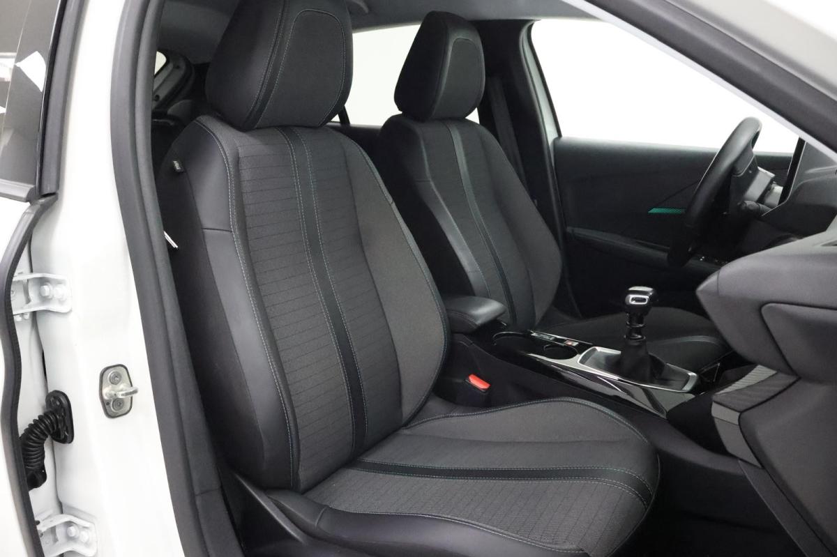 peugeot-208-2022-gasolina-1199cc