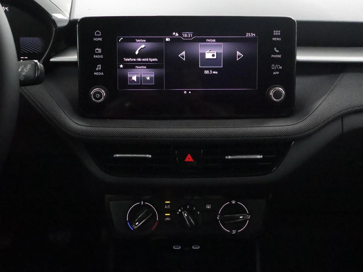 skoda-fabia-2026-gasolina-999cc