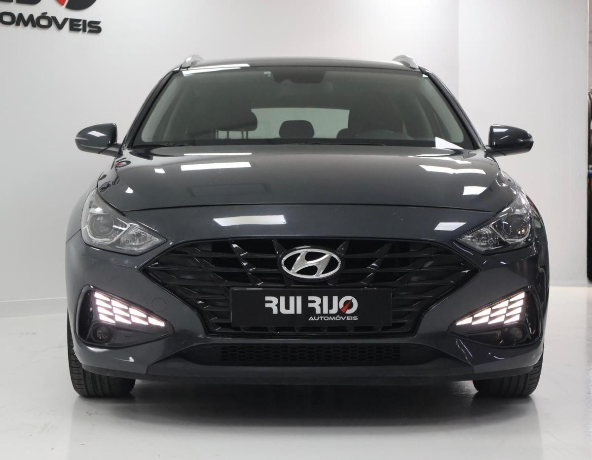 hyundai-i30-sw-2022-gasolina-998cc