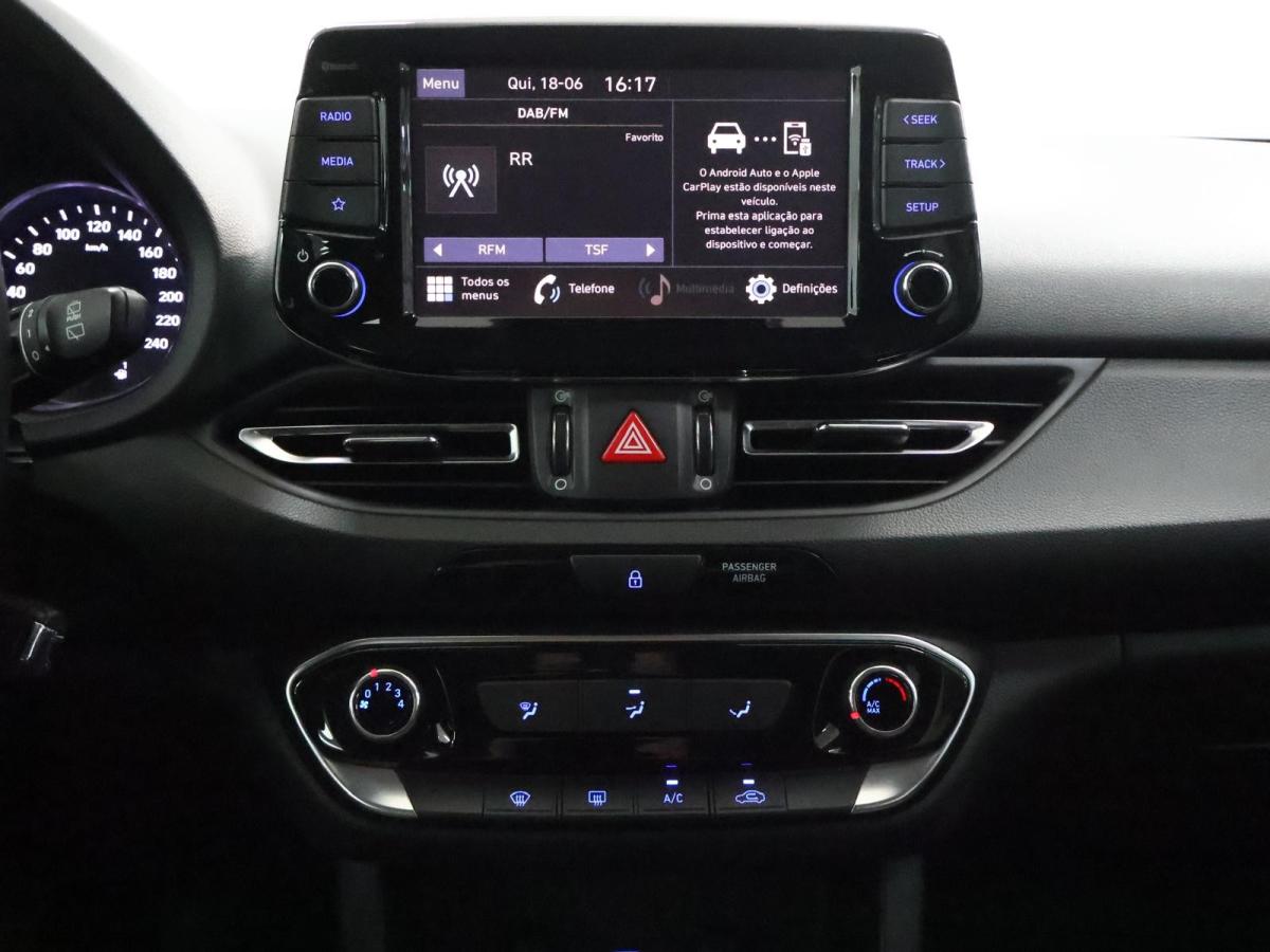hyundai-i30-sw-2022-gasolina-998cc