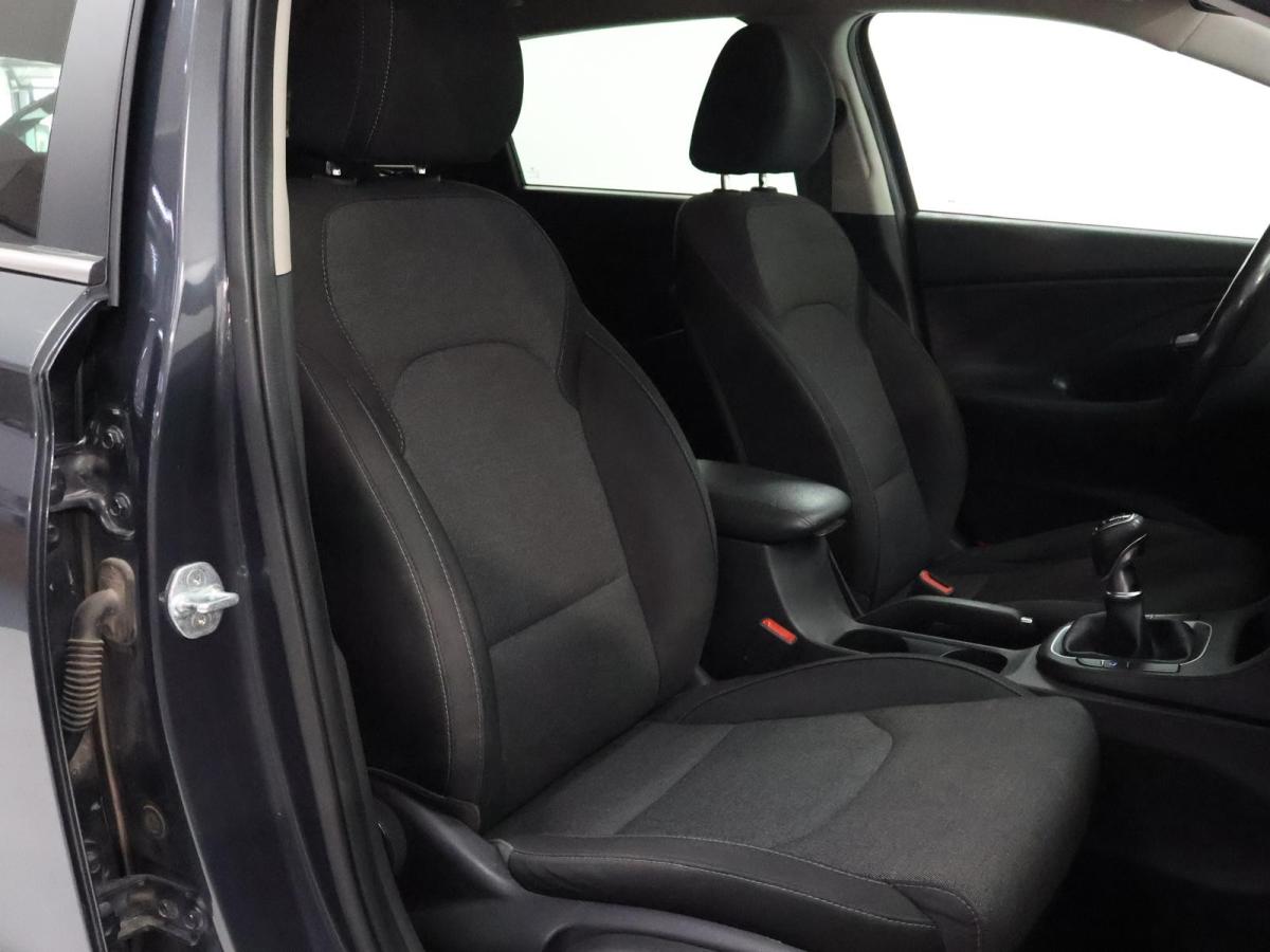hyundai-i30-sw-2022-gasolina-998cc
