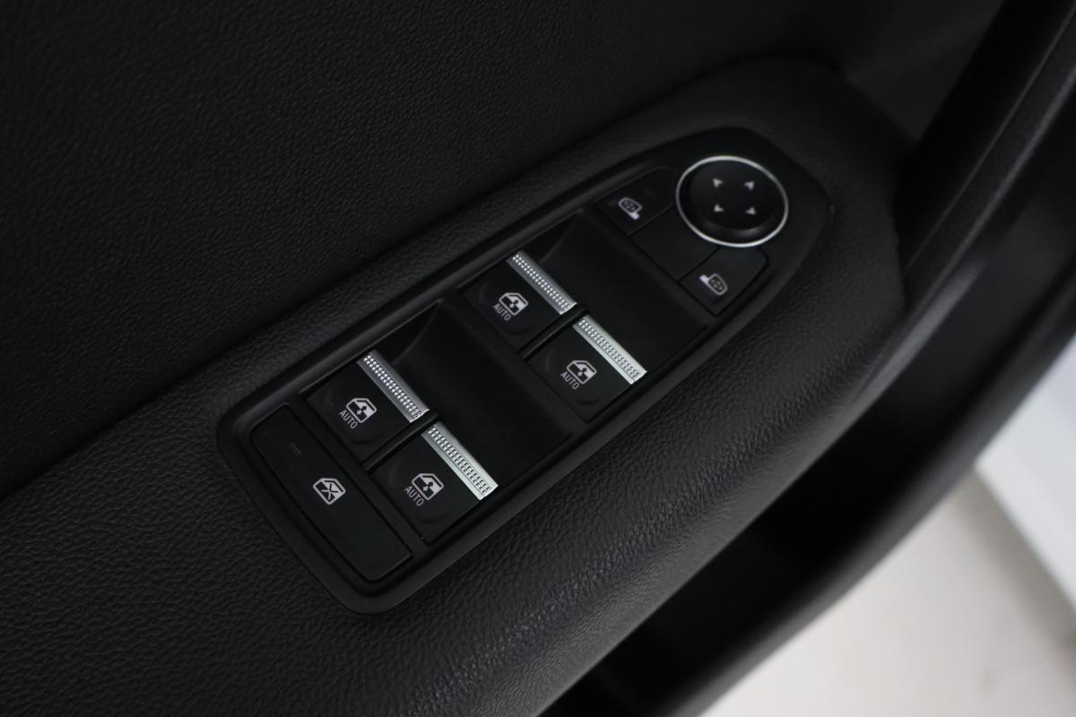 renault-captur-2023-gasolina-999cc