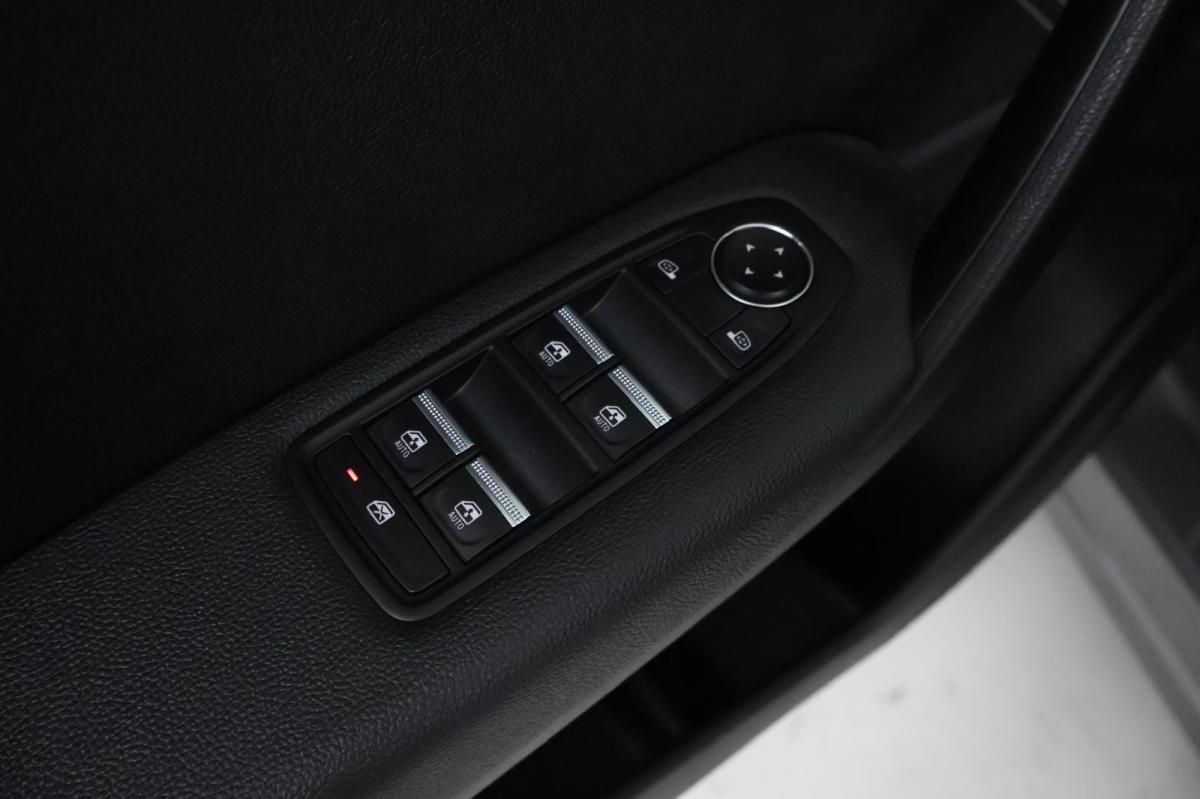renault-captur-2023-gasolina-999cc