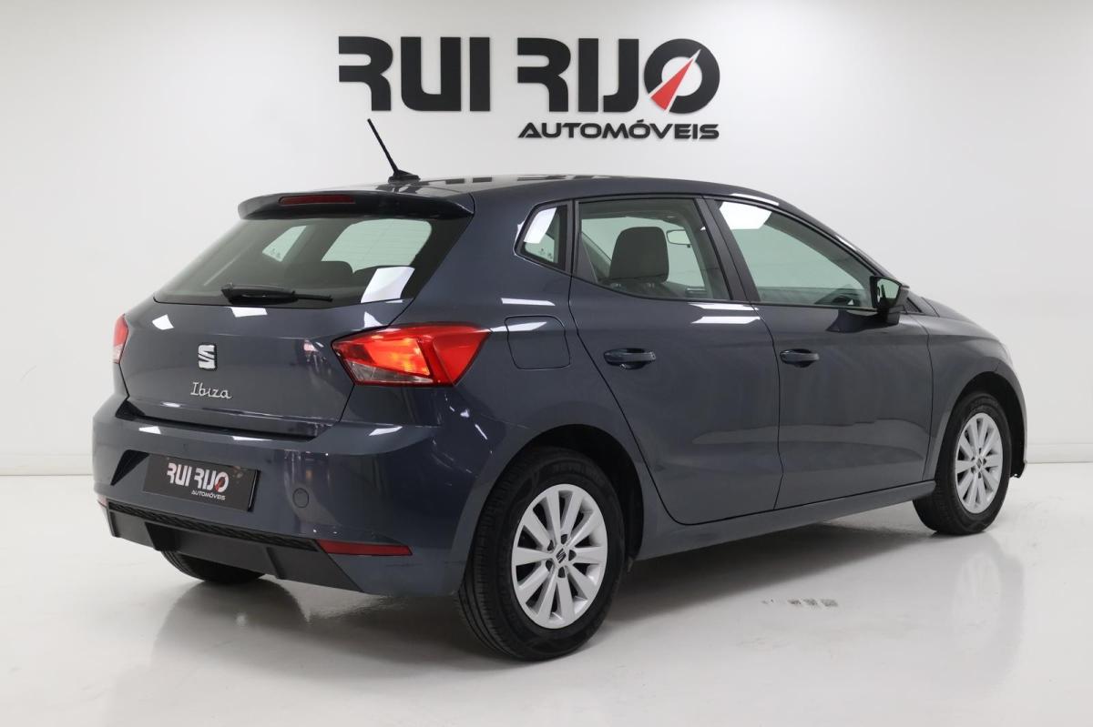seat-ibiza-2023-gasolina-999cc
