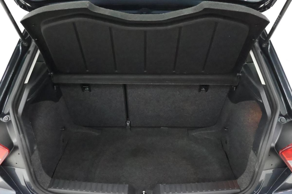 seat-ibiza-2023-gasolina-999cc