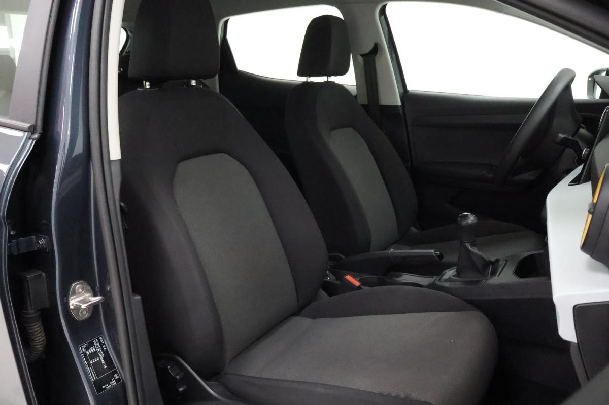 seat-ibiza-2023-gasolina-999cc