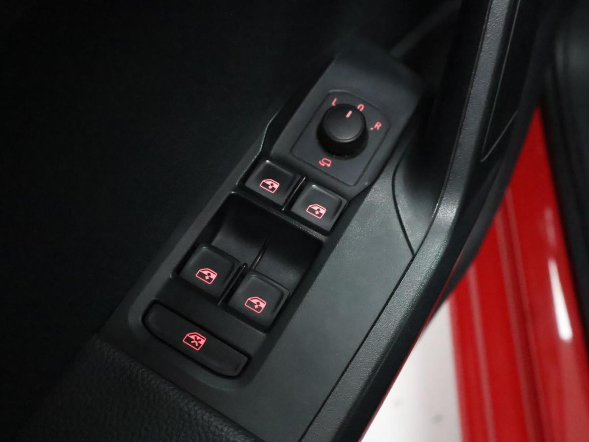 seat-ibiza-2023-gasolina-999cc